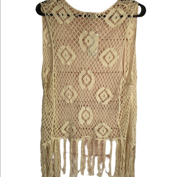 NWT WoWo brand Crochet Vest Size L - Picture 2 of 5